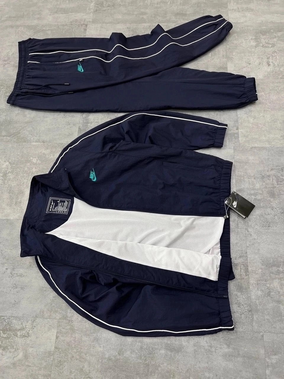 спортивные костюмы nike,спортивные костюм,спортивный костюм мужской nike,мужские спортивные костюмы,костюм nike мужской