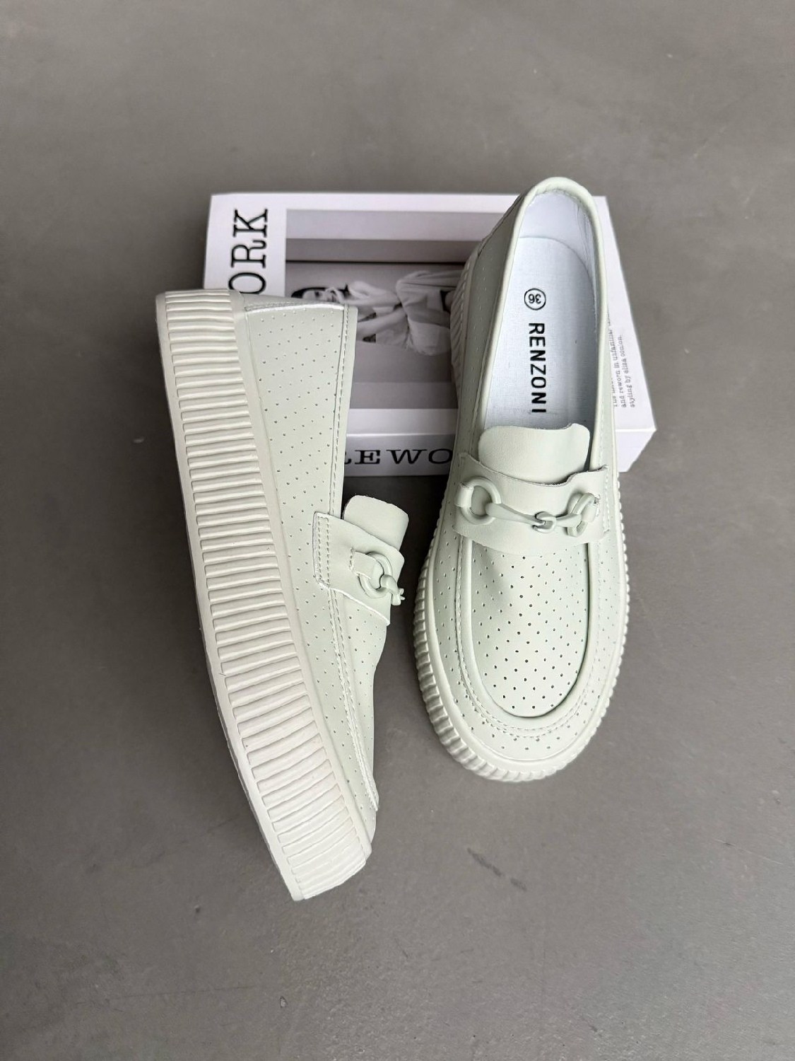 женские мокасины,,женская ,лоферы женские,модные лоферы