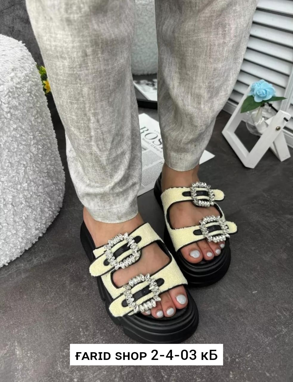 женские шлепанцы,, женская,обуви,модные босоножки