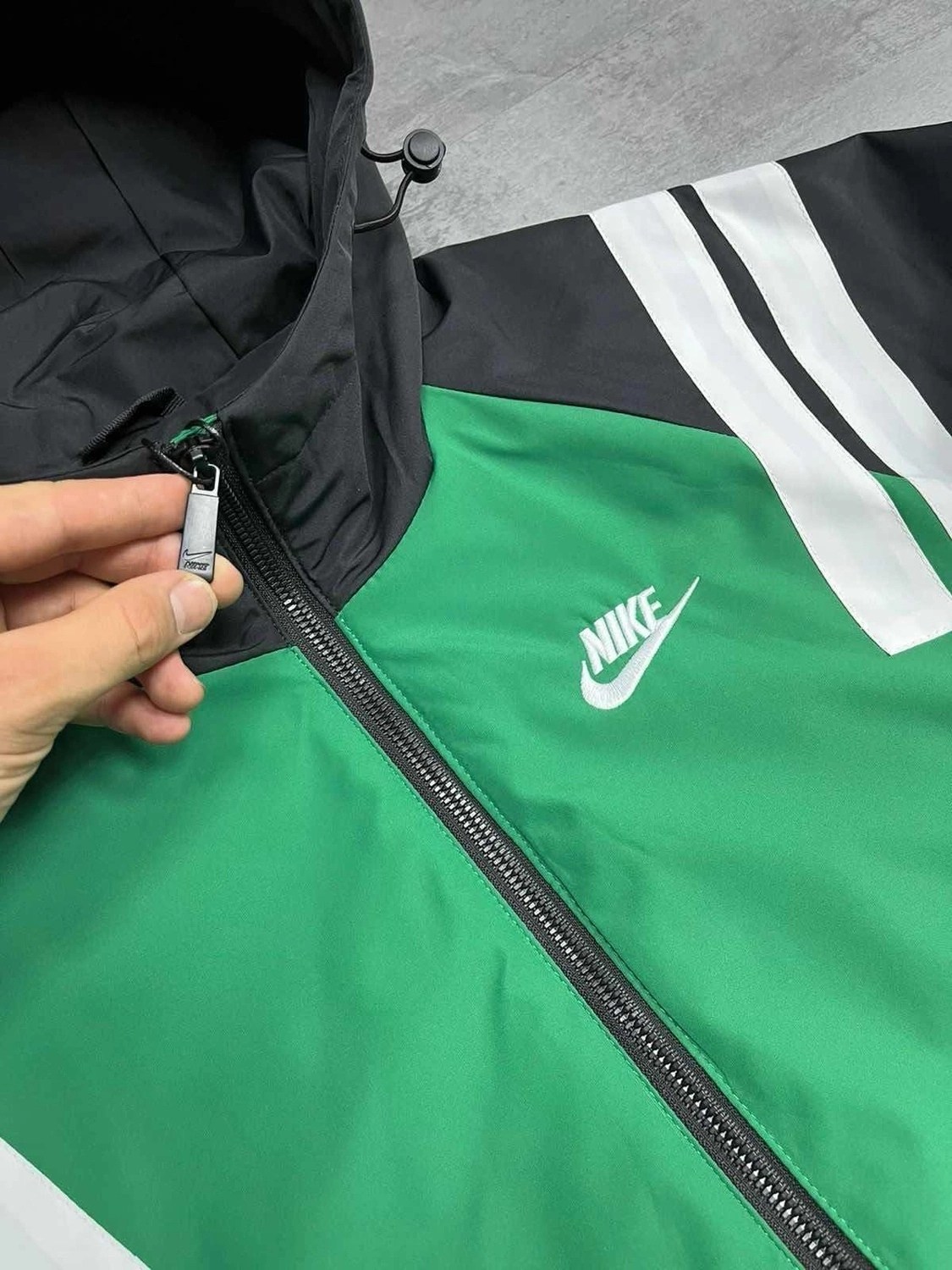 спортивная куртка,куртка найк,куртка,спортивные костюм,nike sportswear windrunner