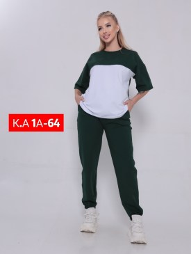 Костюм