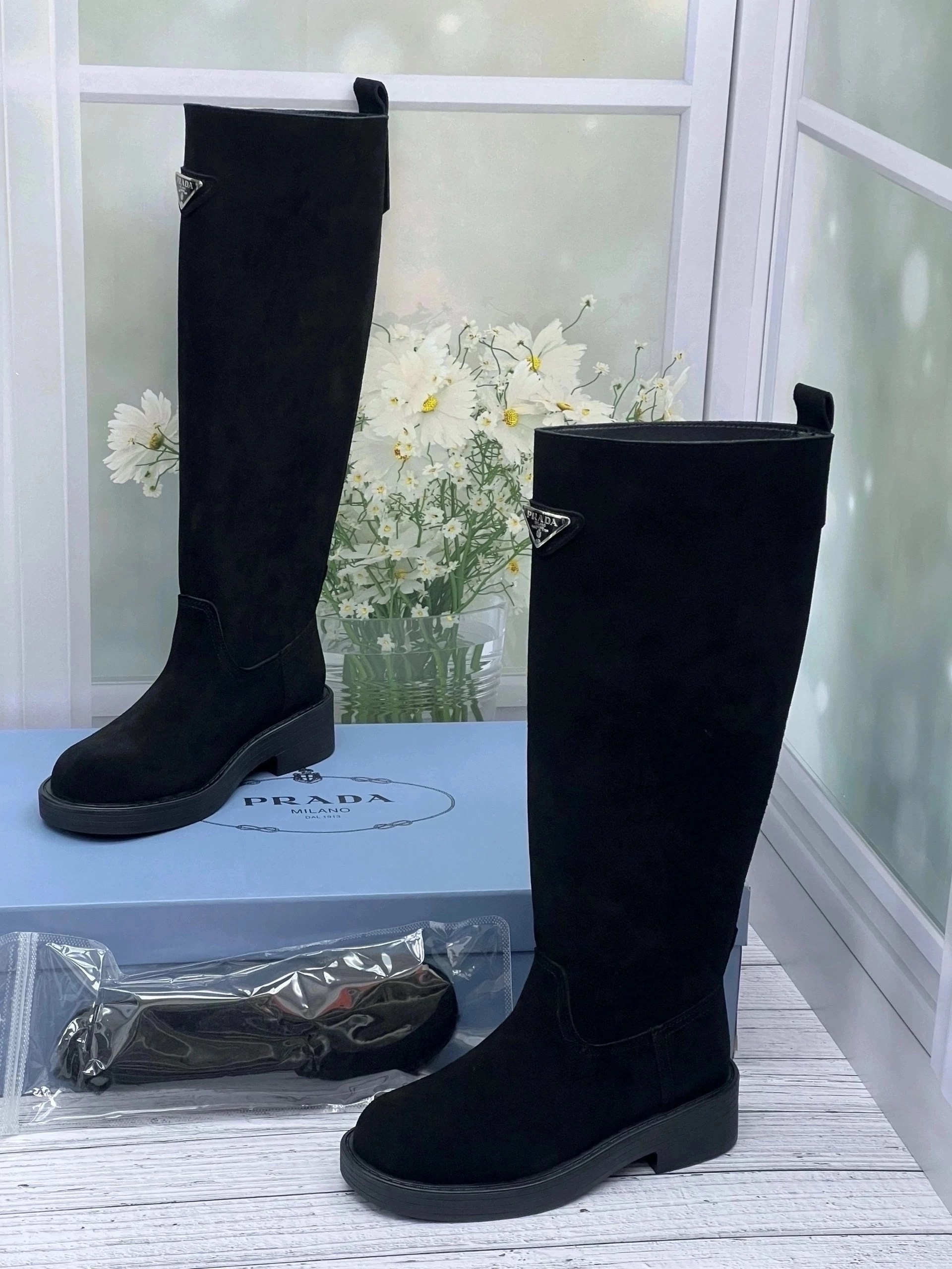 ,женские сапоги,сапоги celine,сапоги высокие,сапоги chanel