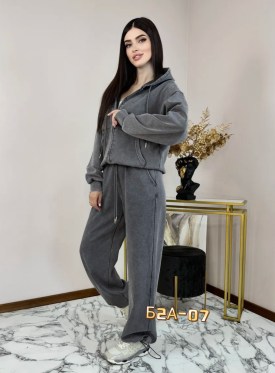 Костюм