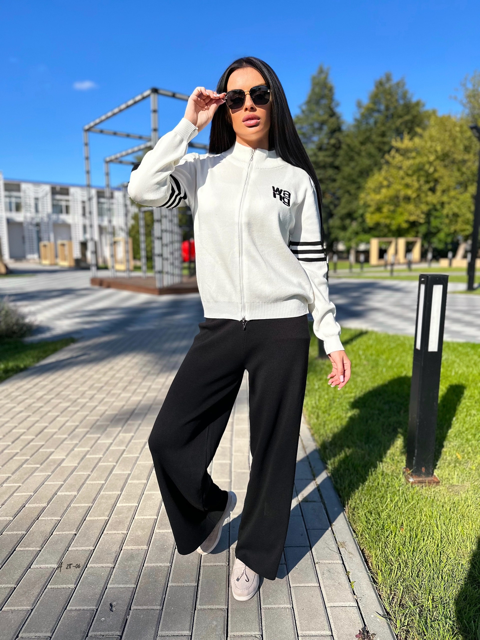 спортивный женский костюм двойка,женский костюм двойка,стильные костюмы,костюм трикотажный,спортивные женские костюмы