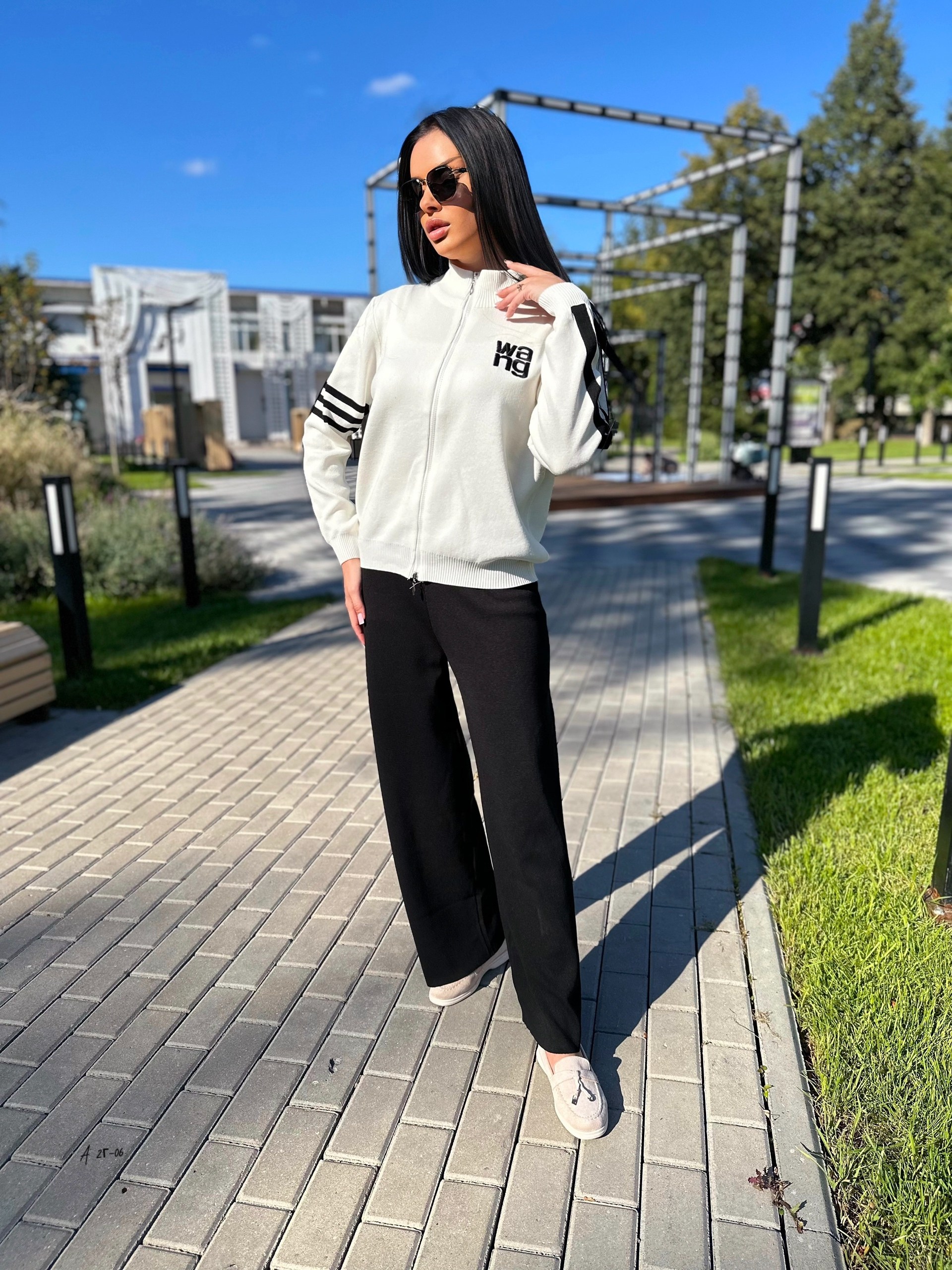 спортивный женский костюм двойка,женский костюм двойка,стильные костюмы,костюм трикотажный,спортивные женские костюмы