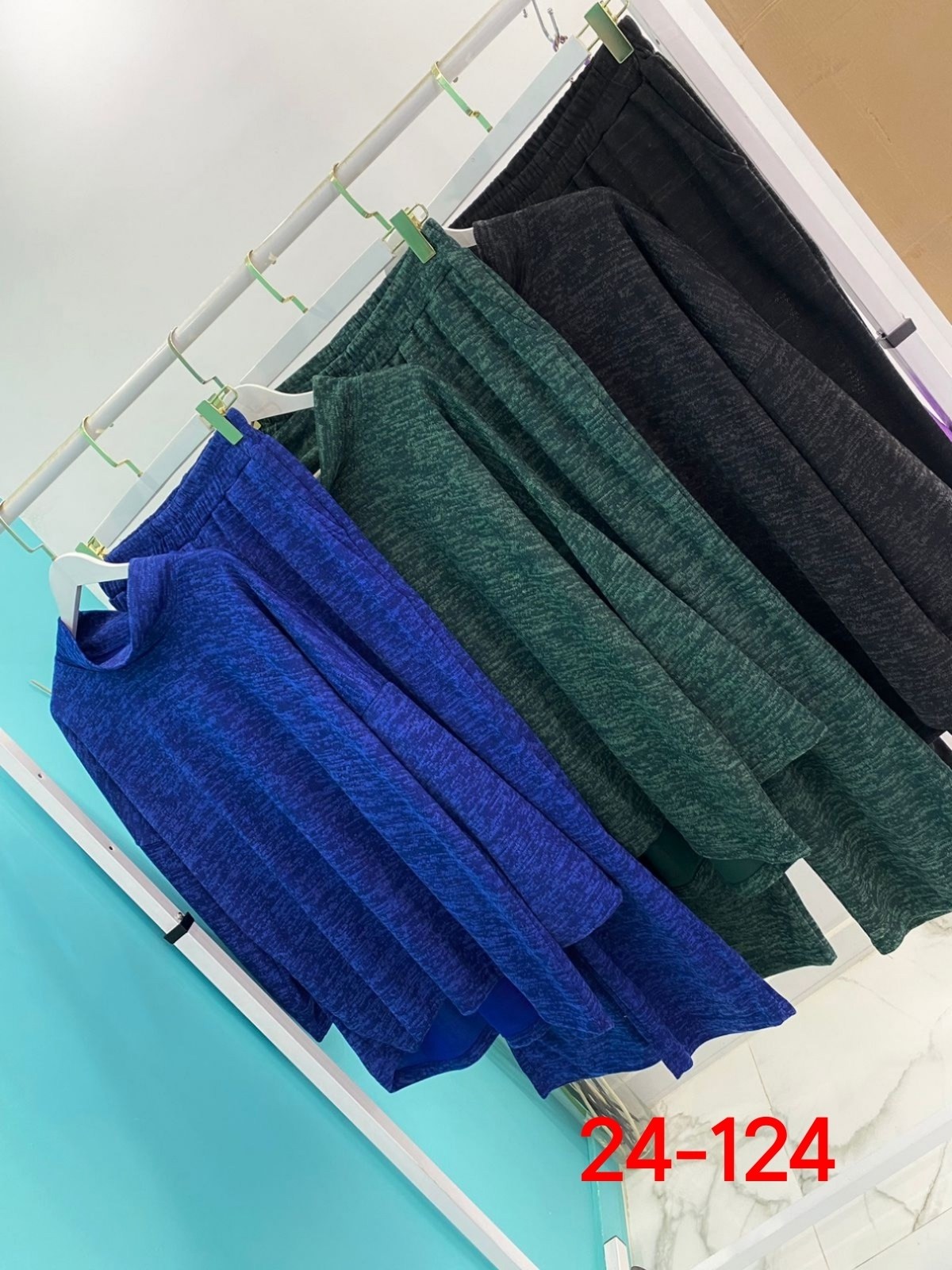 женские костюмы,костюм трикотажный,костюм с брюками,вязаные костюмы,теплый костюм