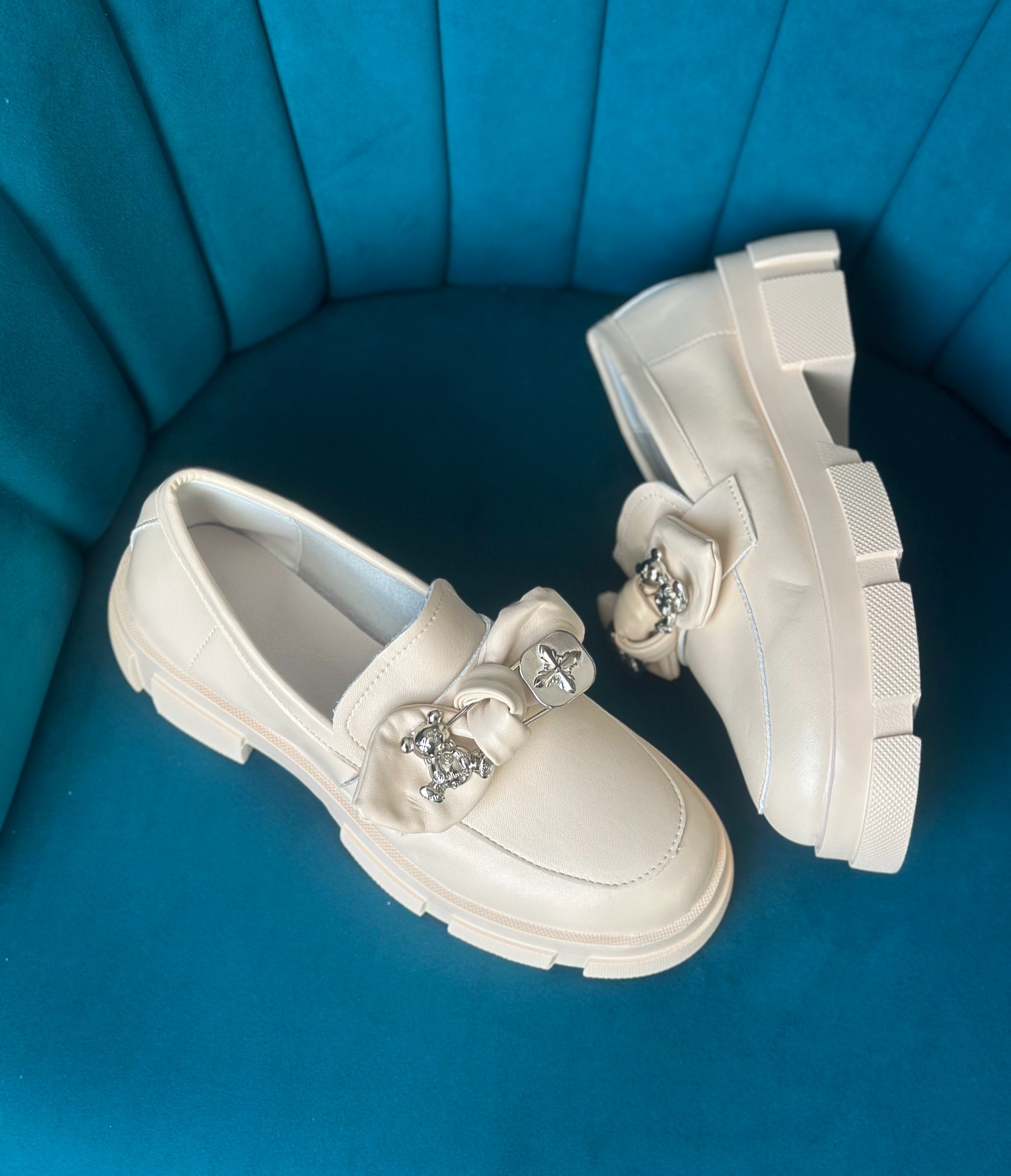 ,лоферы женские,лоферы для девочек,модные лоферы,белые лоферы