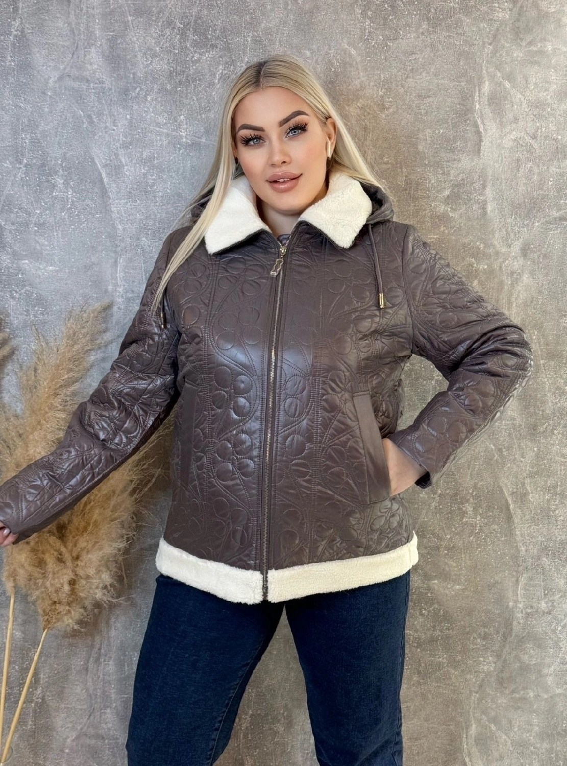 женская демисезонная куртка,демисезонная куртка больших размеров,куртка женская,куртка демисезонная,куртка демисезонная короткая