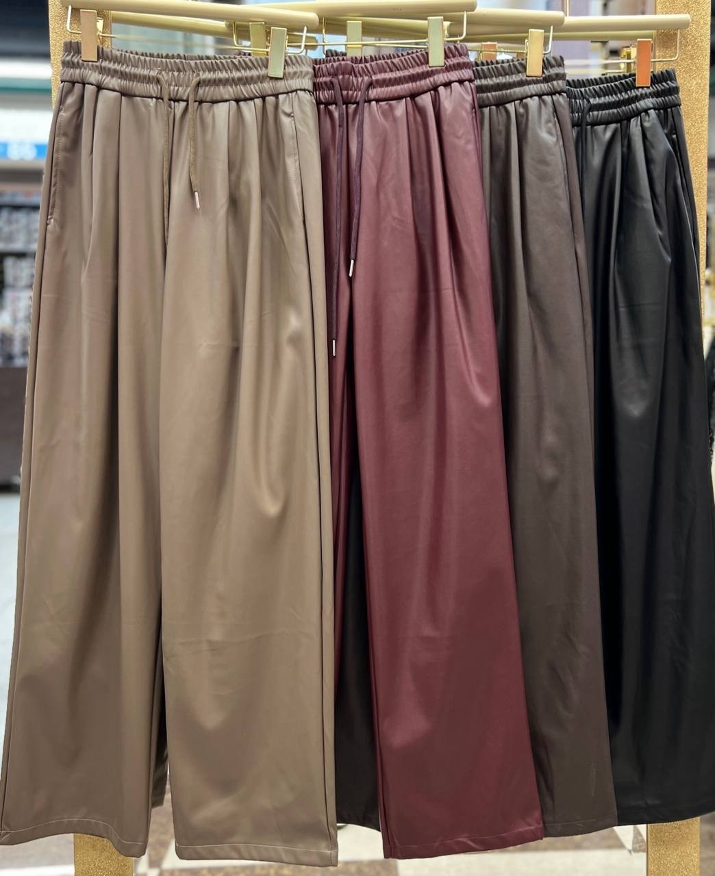 широкие брюки,модные брюки,повседневные брюки,штаны кожаные,брюки штаны