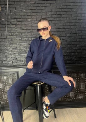 Костюм