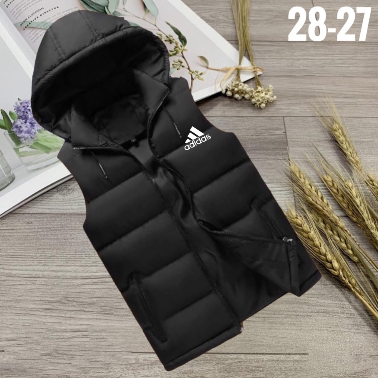 мужской лук с жилеткой пуховой,мужской жилет с капюшоном,безрукавка с капюшоном,жилетка с капюшоном,черный жилетка утепленная