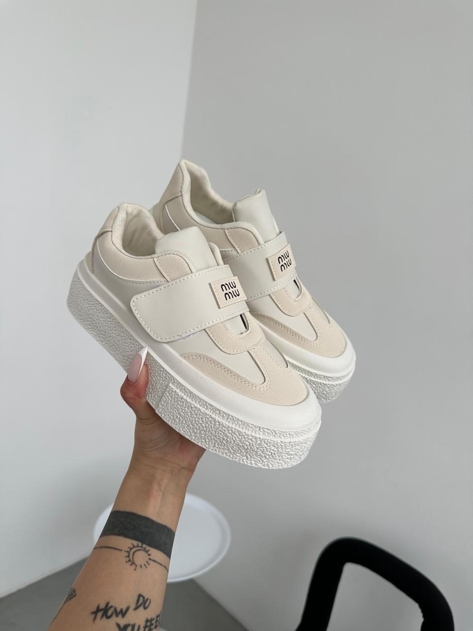 ,кроссовки женскиe,обуви,женские кроссовки на липучках,женская