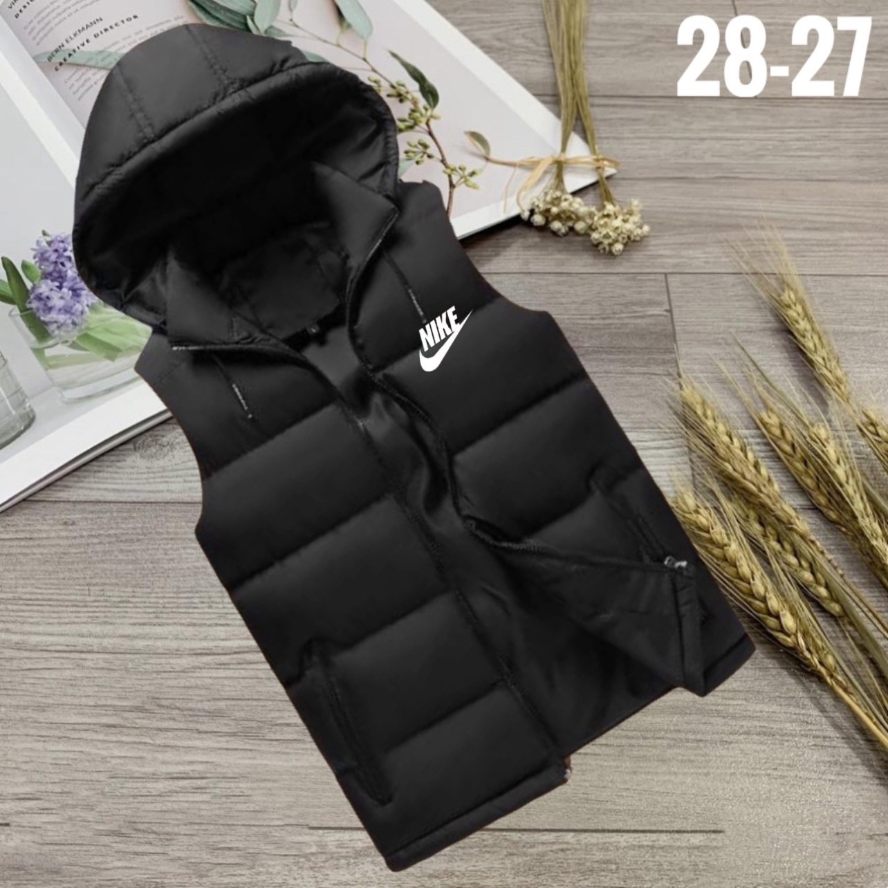 мужской лук с жилеткой пуховой,мужской жилет с капюшоном,безрукавка с капюшоном,жилетка с капюшоном,черный жилетка утепленная