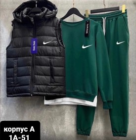 Костюм