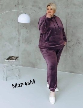 Костюм
