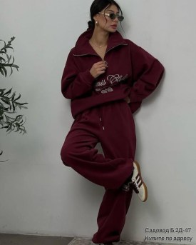 Костюм