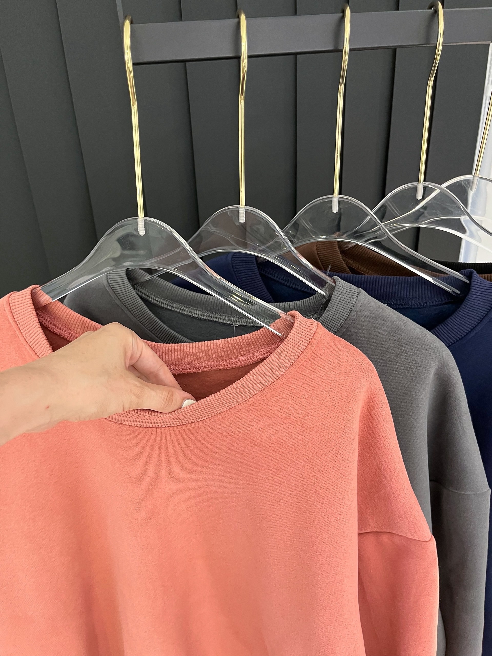 свитшот и толстовка,модная толстовка,женский свитшот,свитшоты женские,синий свитшот