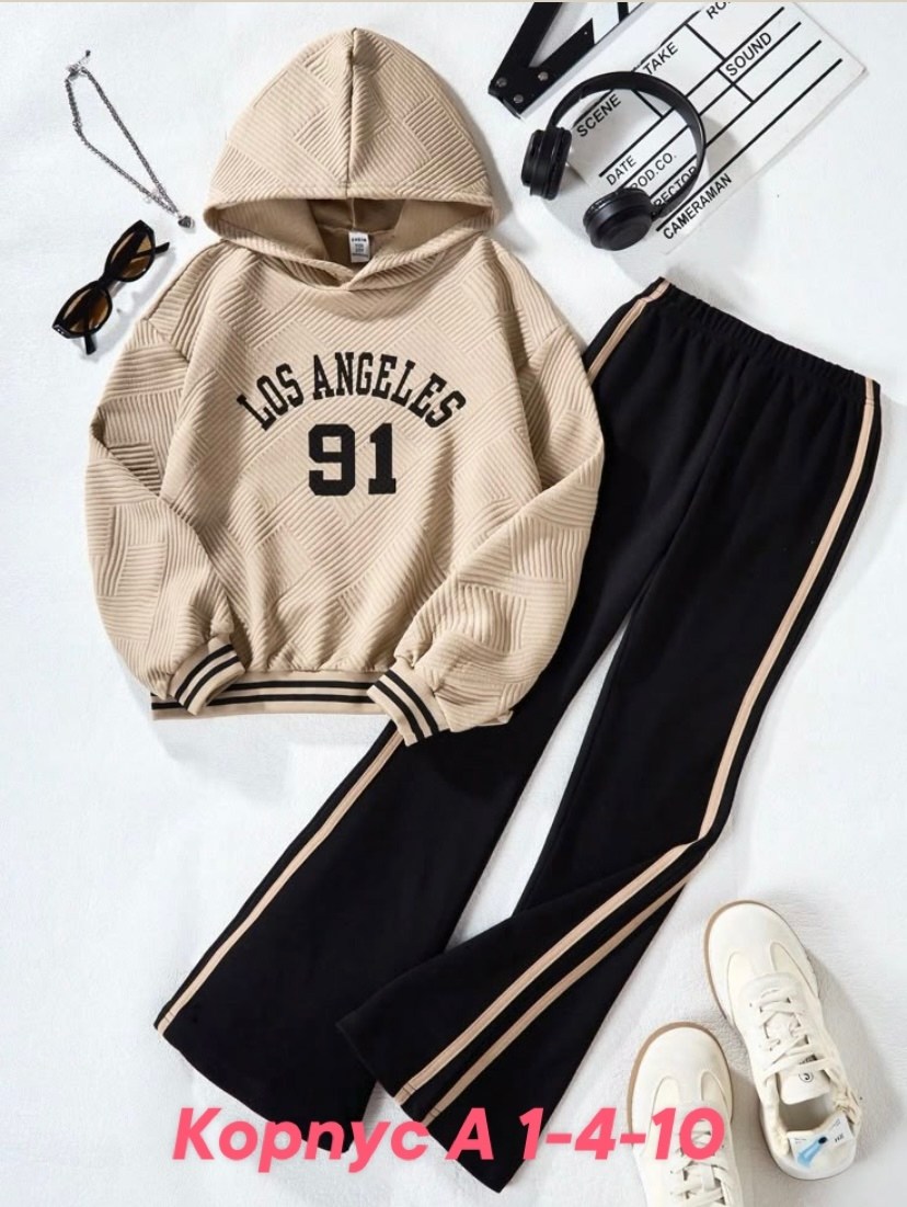 спортивные костюм,костюмчик,комплекты для девочек,костюм белый,детский костюм