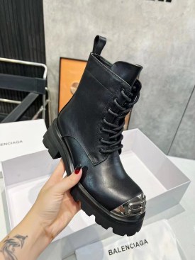 Ботинки