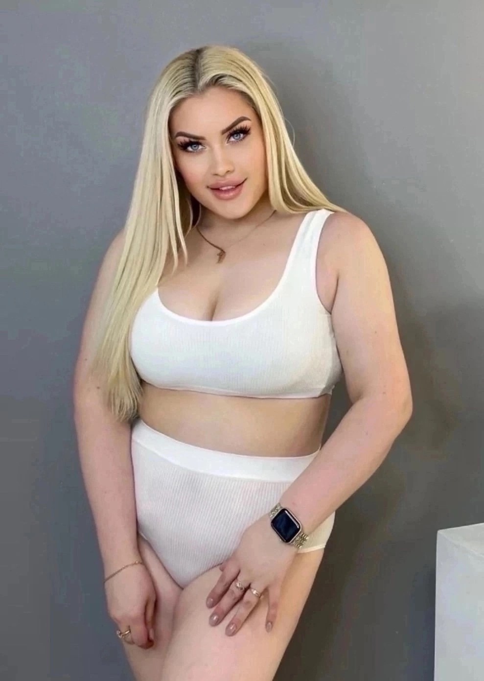 комплект бесшовного нижнего белья,комплект нижнего белья женский бесшовное,нижнее белье бесшовное в рубчик комплект топ,комплекты нижнее белье женский,нижнее белье женское комплект бесшовное спортивно