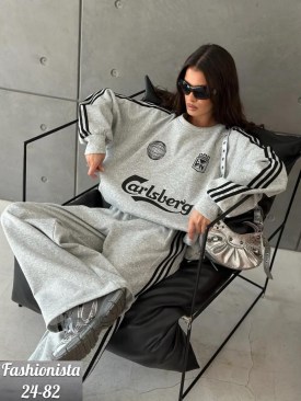 Костюм