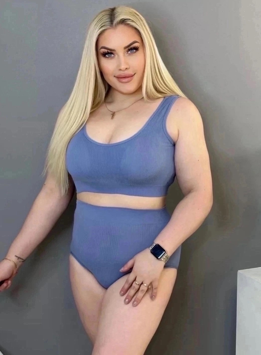 комплект бесшовного нижнего белья,комплект нижнего белья женский бесшовное,нижнее белье бесшовное в рубчик комплект топ,комплекты нижнее белье женский,нижнее белье женское комплект бесшовное спортивно