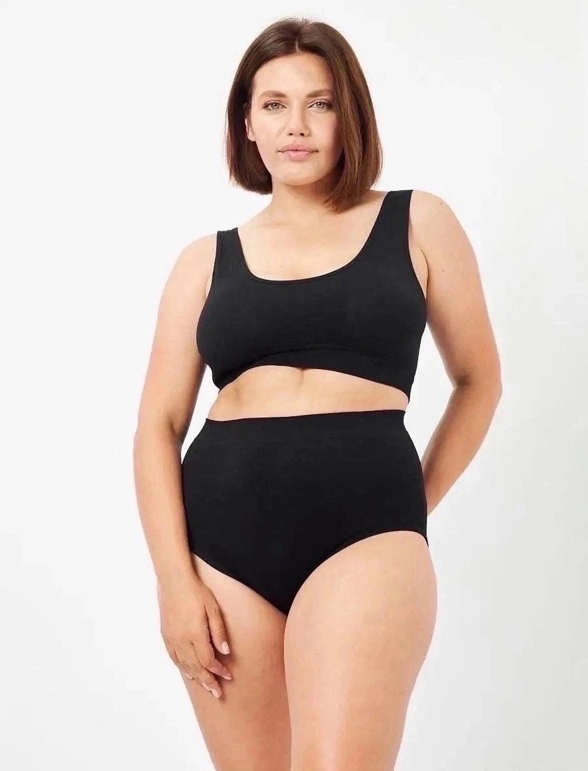 комплект бесшовного нижнего белья,комплект нижнего белья женский бесшовное,нижнее белье бесшовное в рубчик комплект топ,комплекты нижнее белье женский,нижнее белье женское комплект бесшовное спортивно