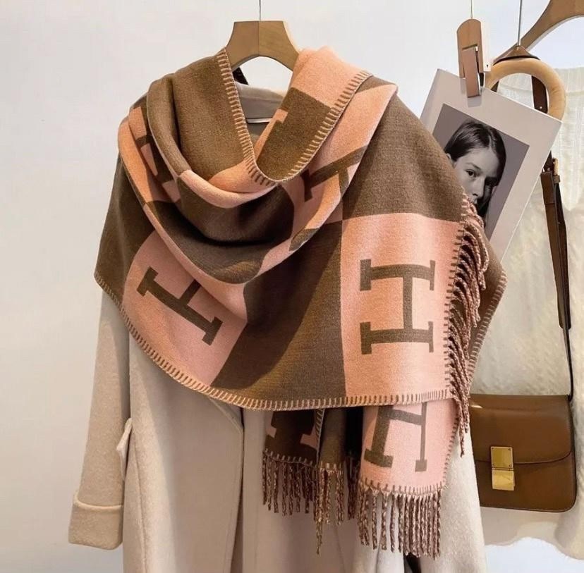 брендовый женский палантин louis vuitton,шарф луи витон оригинал,брендовый палантин,палантин теплый,палантин кашемир