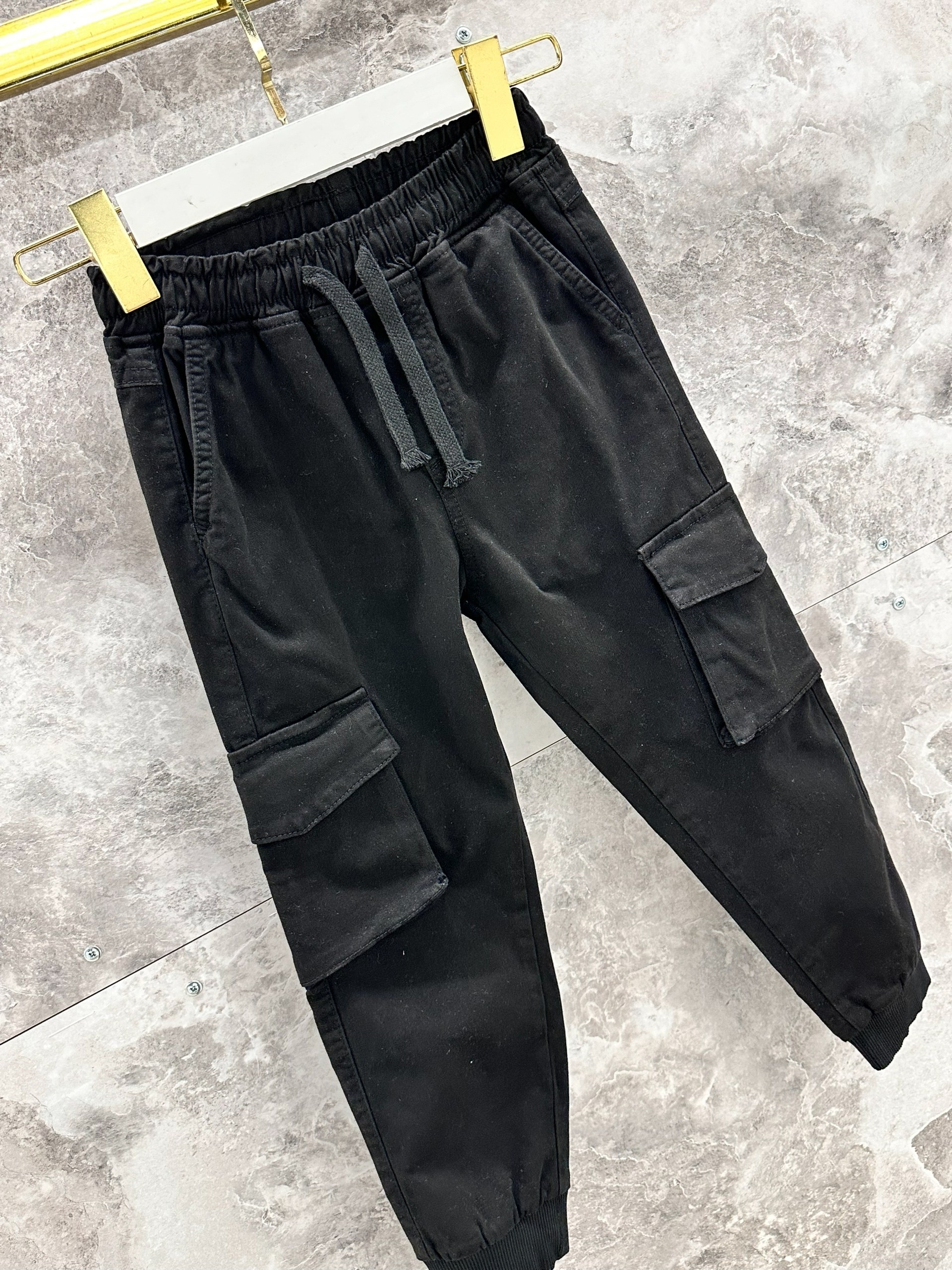 джоггеры джинсы,брюки джоггеры,джоггеры карго,джоггеры с карманами,джинсы для мальчика джоггеры