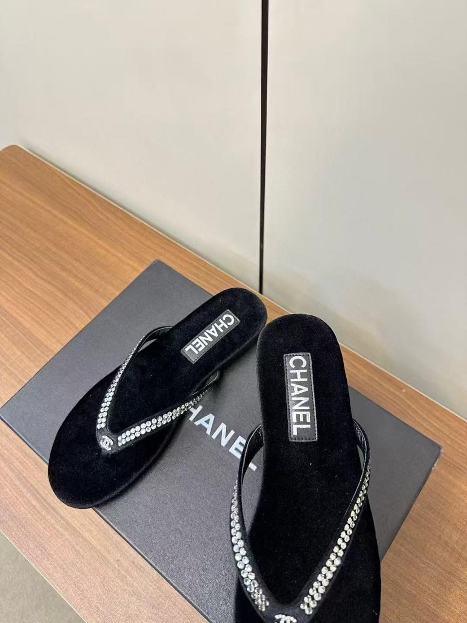 шлепанцы chanel,женские шлепанцы,шлепки брендовые,,шлепки шанель