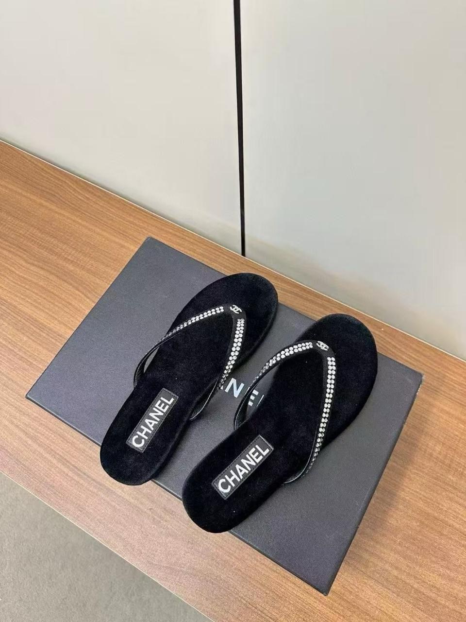 шлепанцы chanel,женские шлепанцы,шлепки брендовые,,шлепки шанель