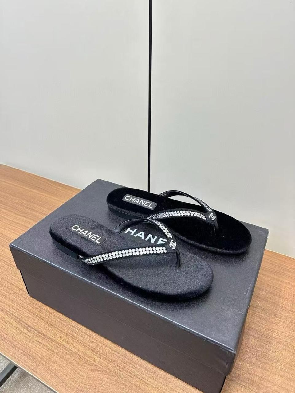 шлепанцы chanel,женские шлепанцы,шлепки брендовые,,шлепки шанель