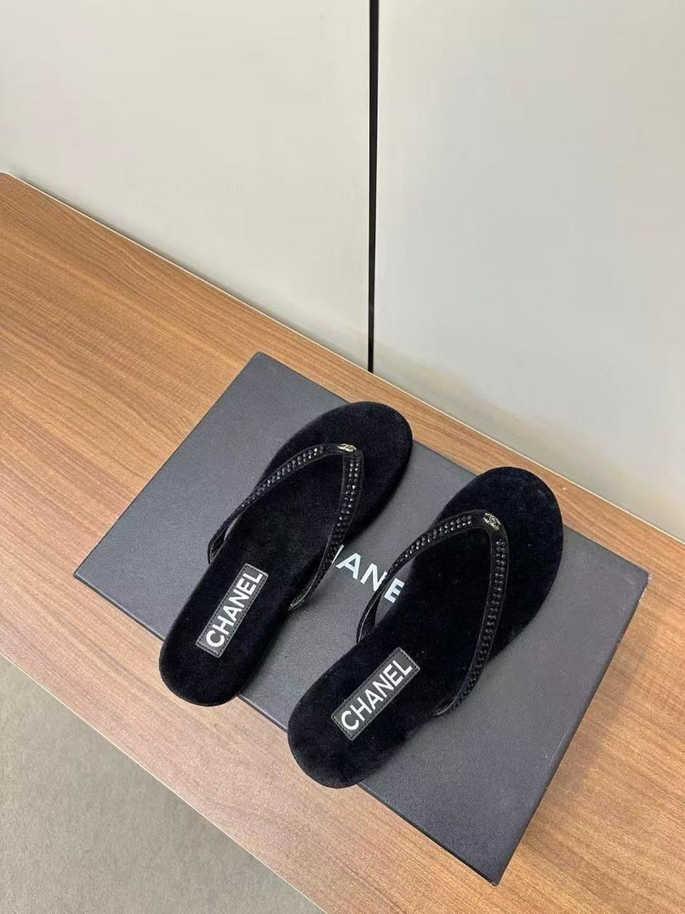 шлепанцы chanel,шлепки шанель,шлепки chanel женские,,женские шлепанцы