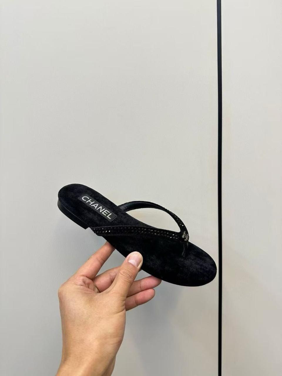 шлепанцы chanel,шлепки шанель,шлепки chanel женские,,женские шлепанцы