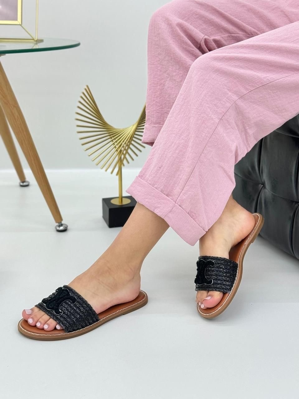 ,шлепанцы женские,модные шлепки,шлепанцы женские сабо,женские сандалии