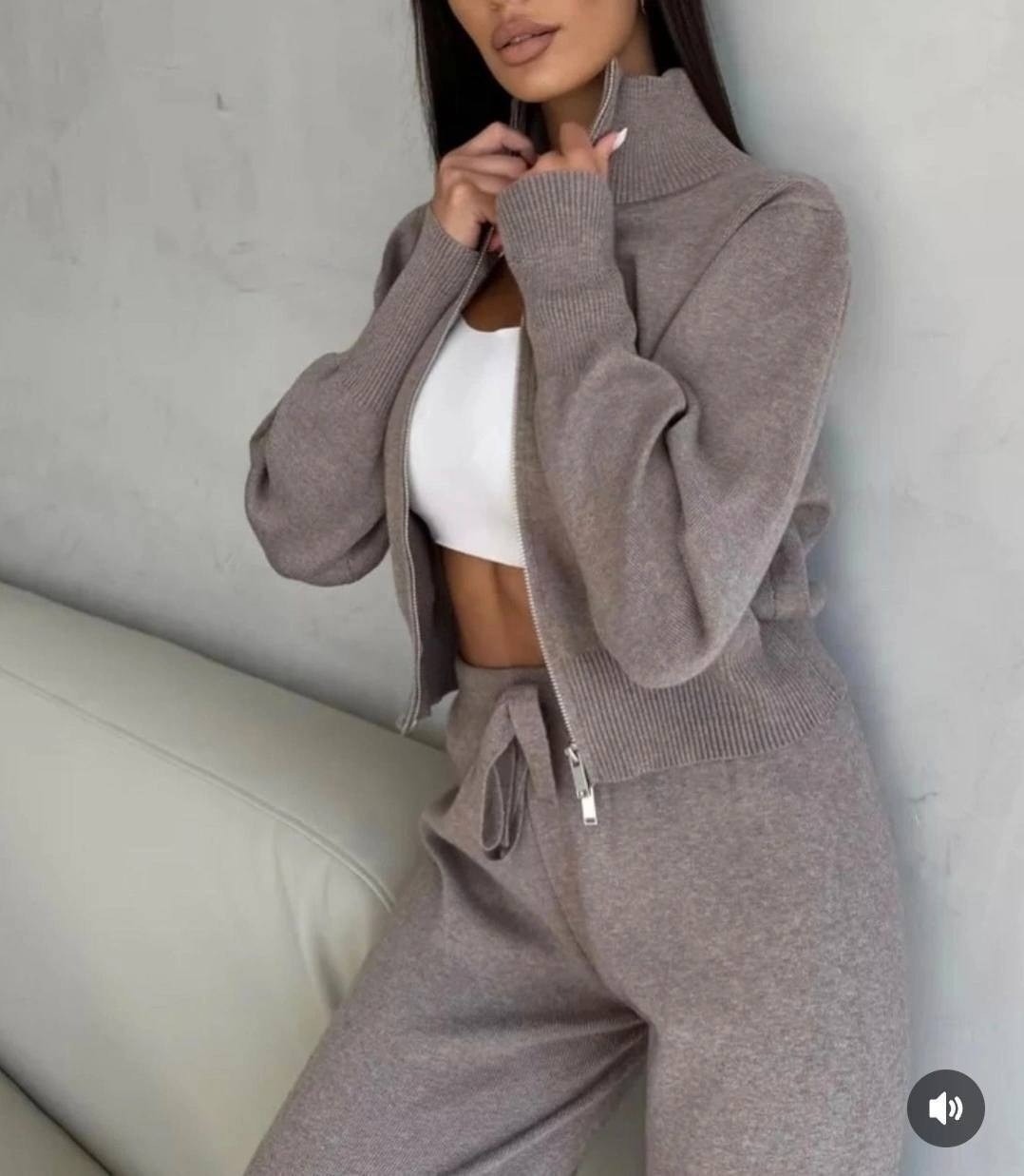 костюм двойка кашемир,трикотажные костюмы,стильные костюмы,стильные женские костюмы,костюм кашемир