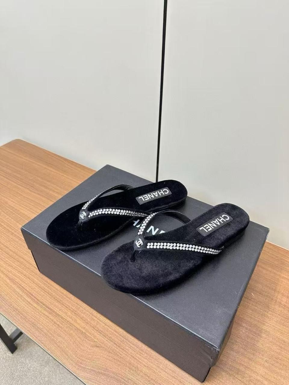 шлепанцы chanel,женские шлепанцы,шлепки брендовые,,шлепки шанель