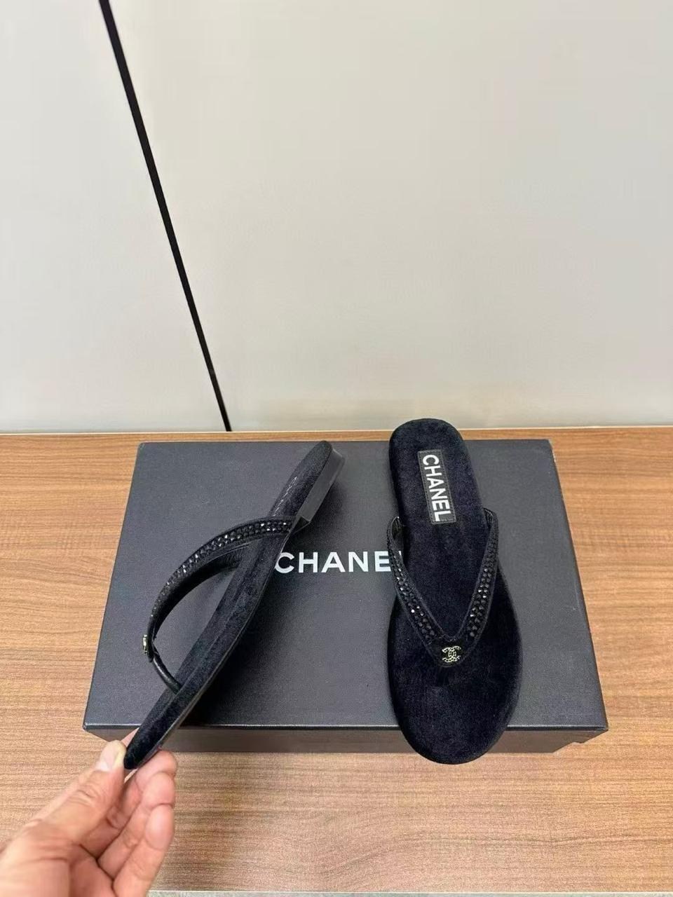 шлепанцы chanel,шлепки шанель,шлепки chanel женские,,женские шлепанцы