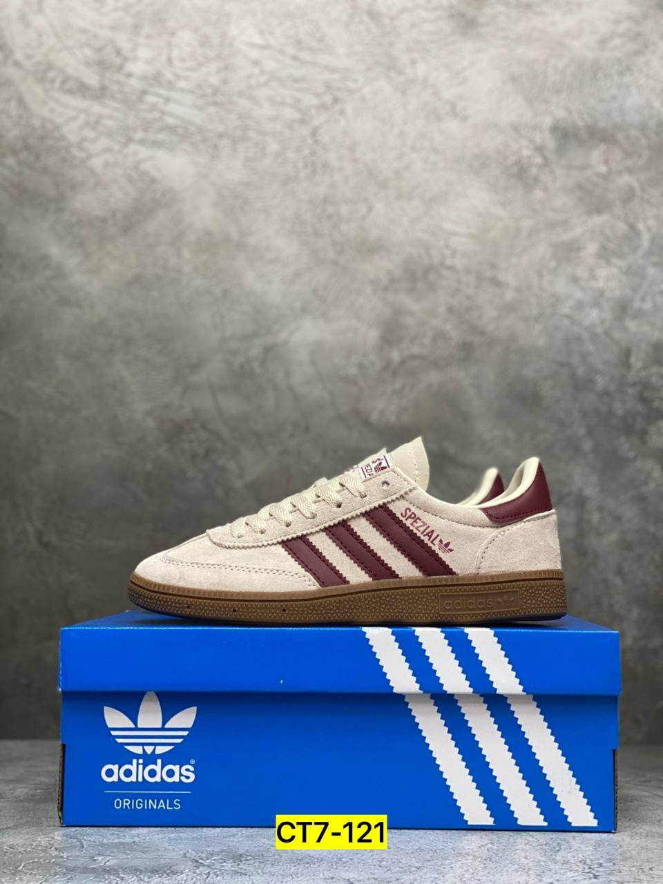 ,кроссовки adidas spezial,кроссовки adidas,adidas spezial,adidas handball spezial