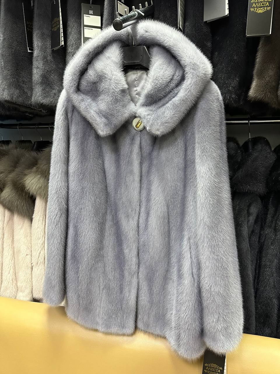 шуба норковая с капюшоном,шуба норковая серая,шуба из норки с капюшоном укороченная,шуба норковая графит,шуба норковая