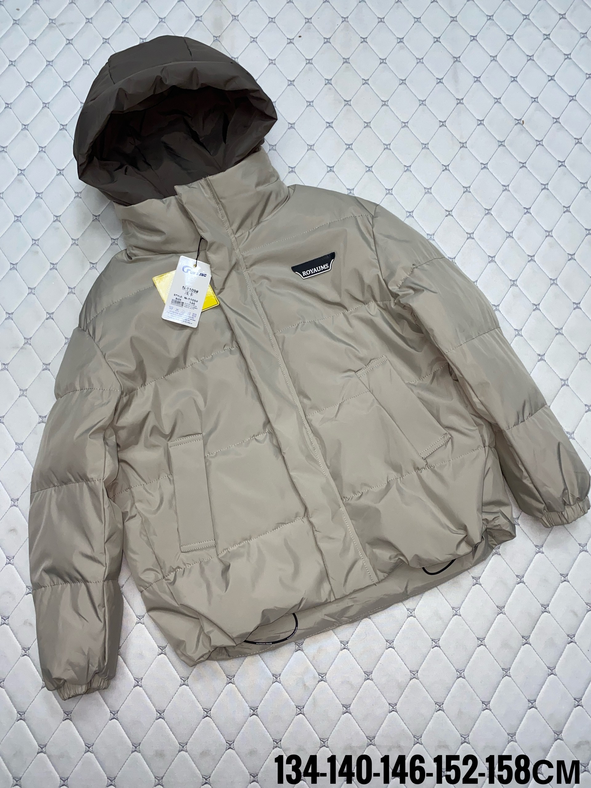 зимняя куртка adidas,куртка мужская зимняя adidas,куртка,куртка зимняя,куртка зимняя мужская