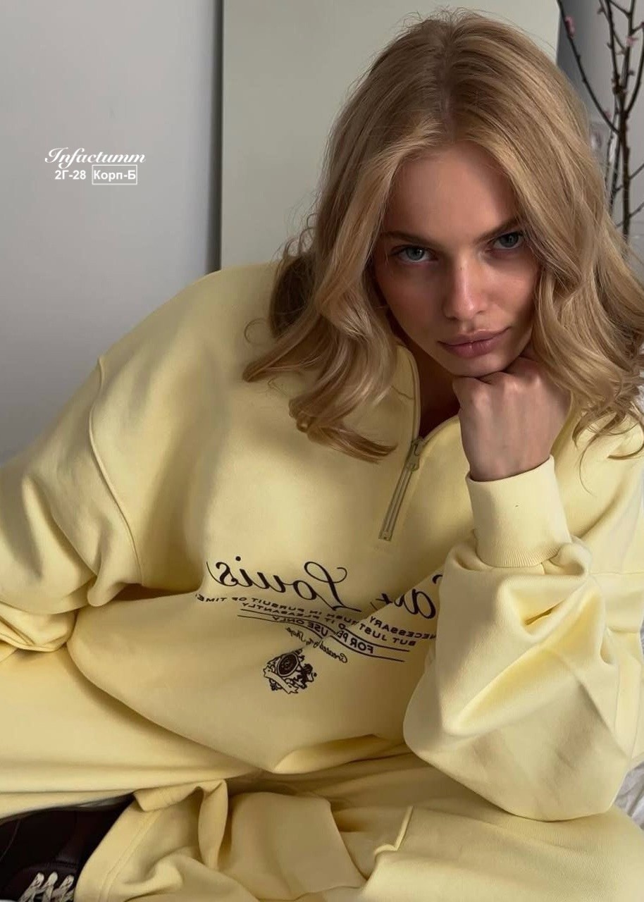 женские костюмы спортивные,костюм спортивный,свитшот на замке,толстовки кофта,свитшоты женские