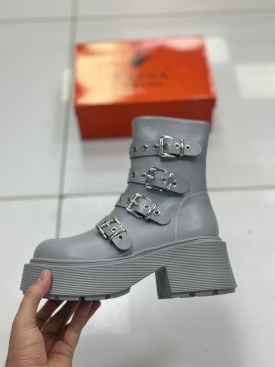 Ботинки