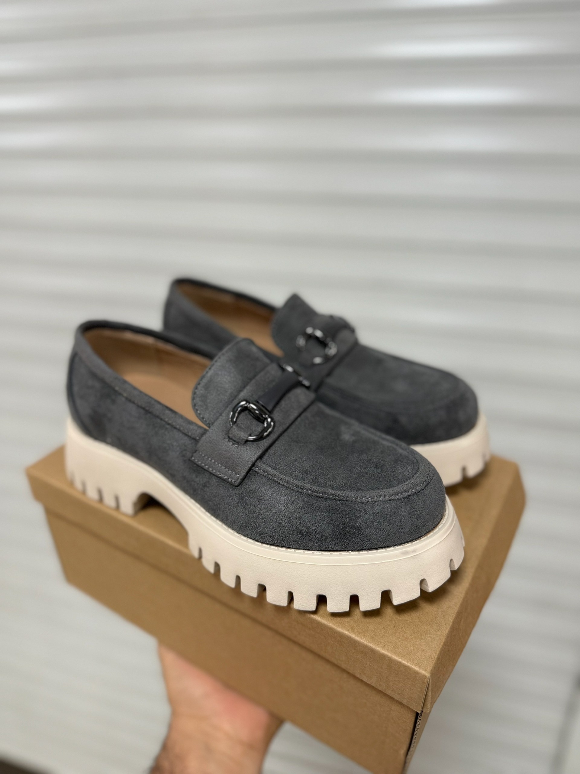 лоферы женские,,серые замшевые лоферы женские,серые замшевые лоферы,лоферы женские замшевые