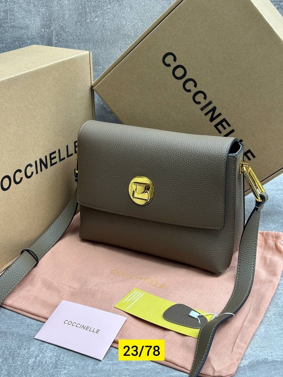 сумка coccinelle,сумка,сумка женские,женская сумка coccinelle,сумка через плечо coccinelle