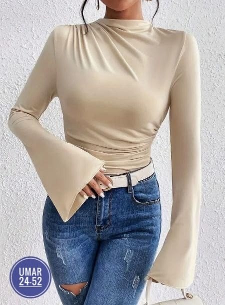 женская кофта,рукава клеш,