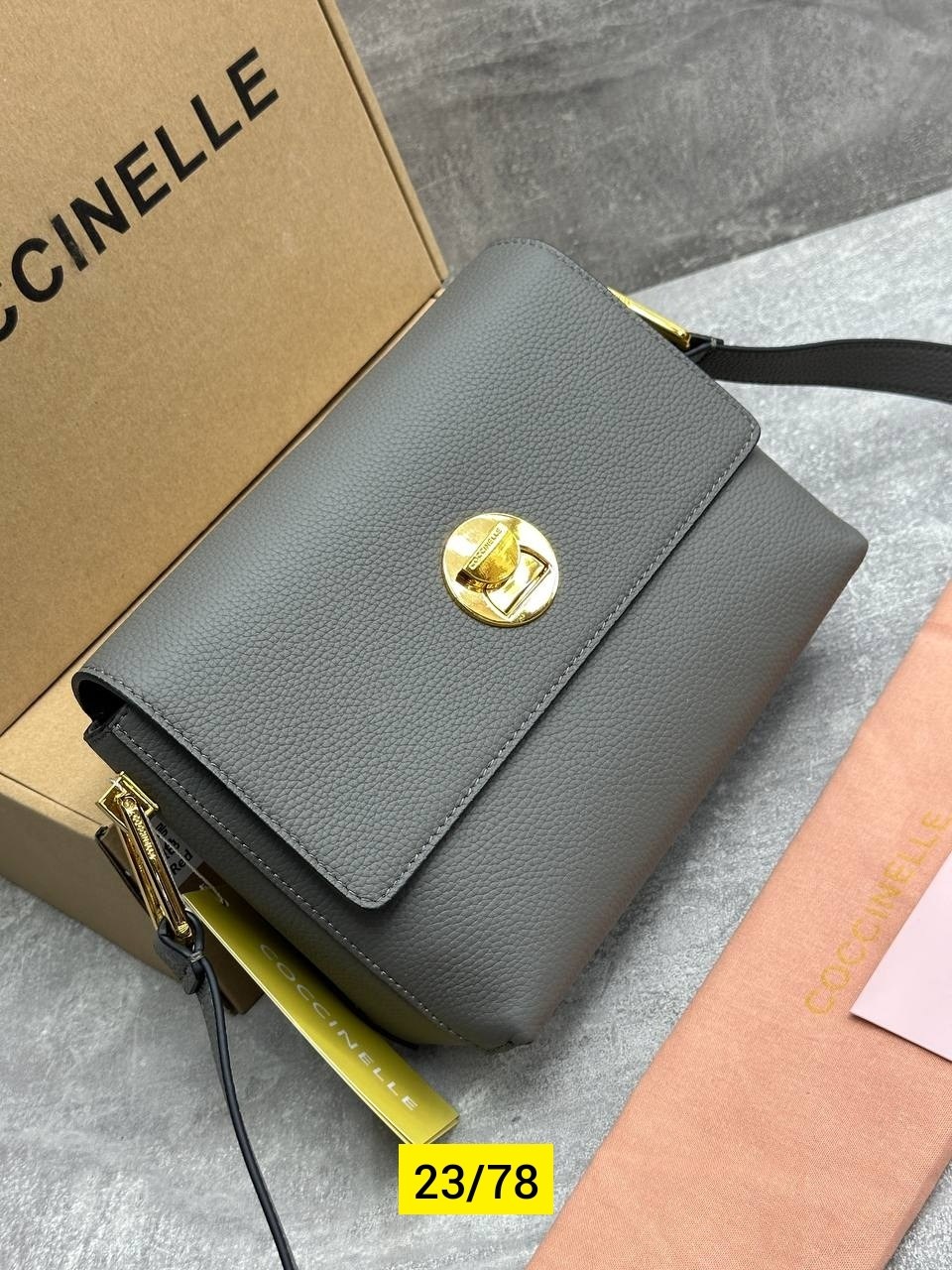 сумка coccinelle,сумка,сумка женские,женская сумка coccinelle,сумка через плечо coccinelle