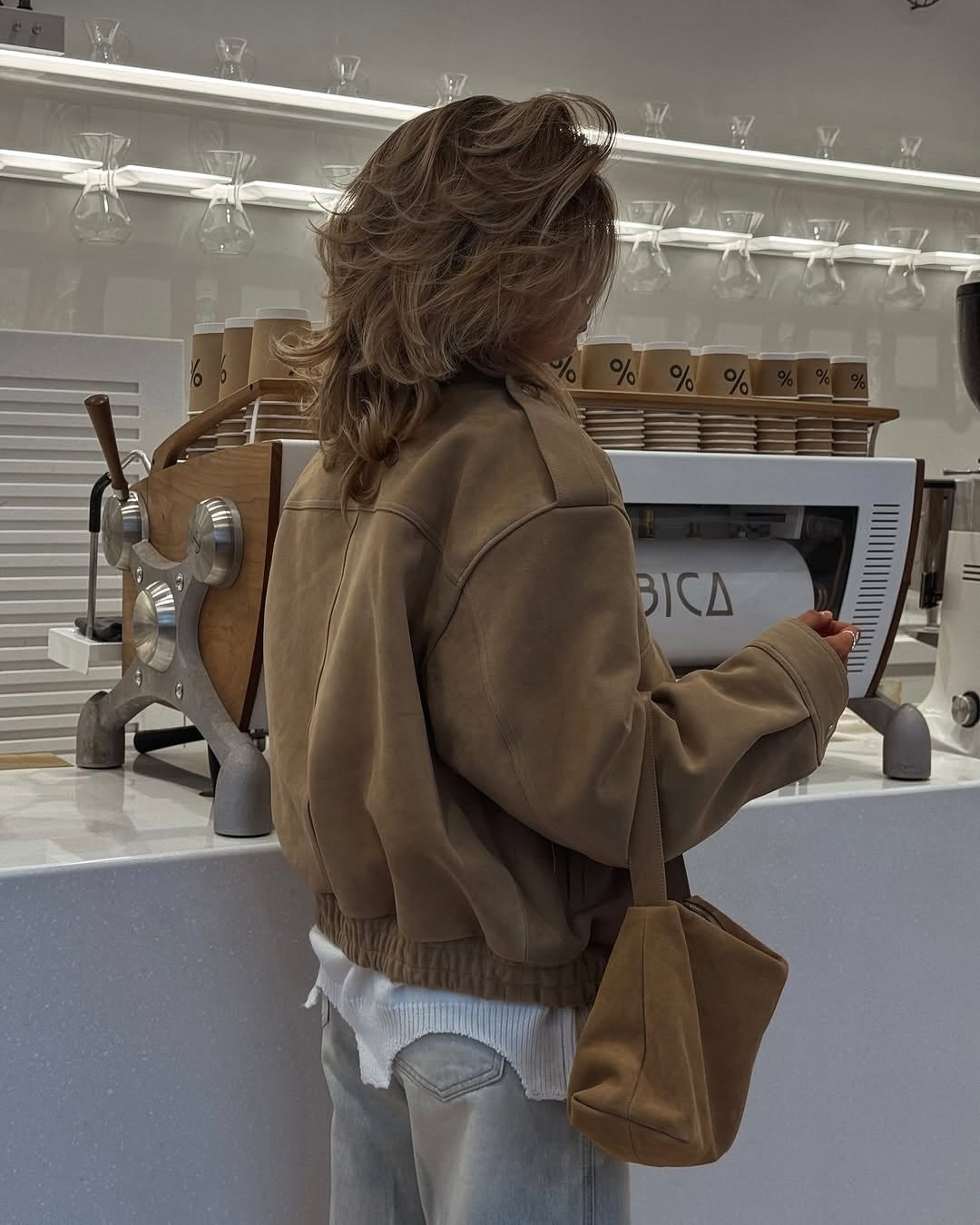 куртка модная,замшевая куртка,куртка бомбер оверсайз,куртка бомбер,куртка женская бомбер