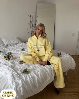 Костюм