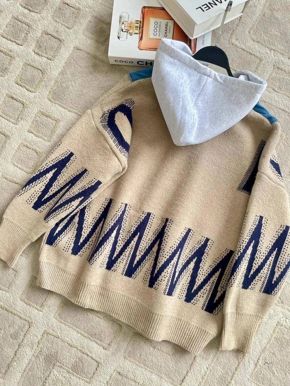 кардиган комбинированный,кардиган,кардиган 2025,кофта кардиган,свитер с капюшоном